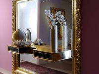detail the frame big mirror baroque.jpg
