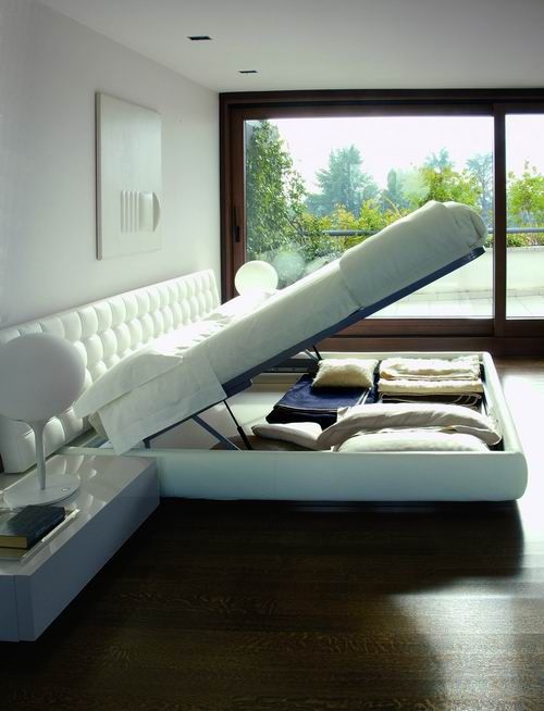 edoardo bed 6.jpg
