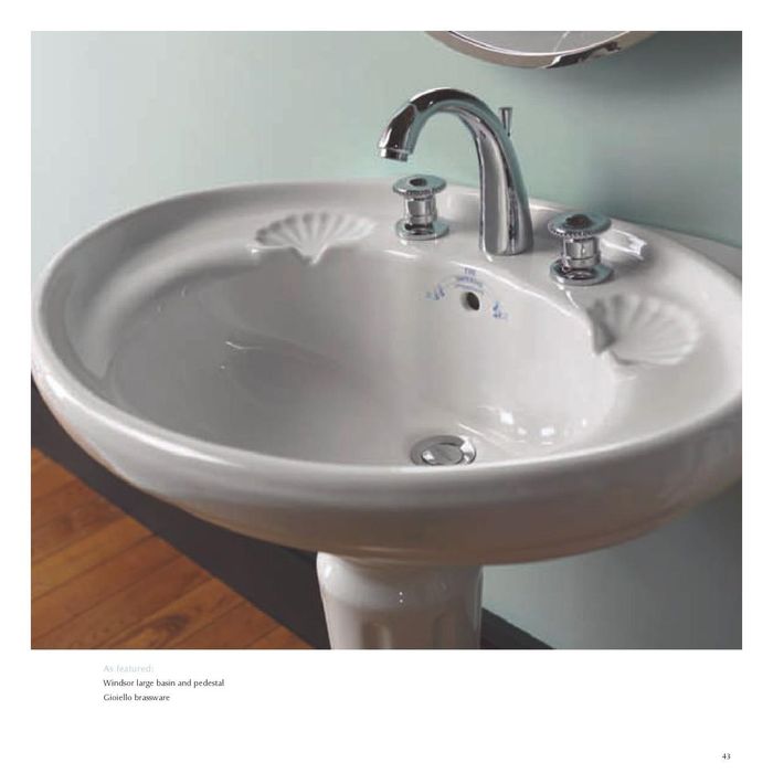 2011_Imperial_Bathrooms_International0045.jpg