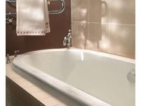 2011_Imperial_Bathrooms_International0143.jpg