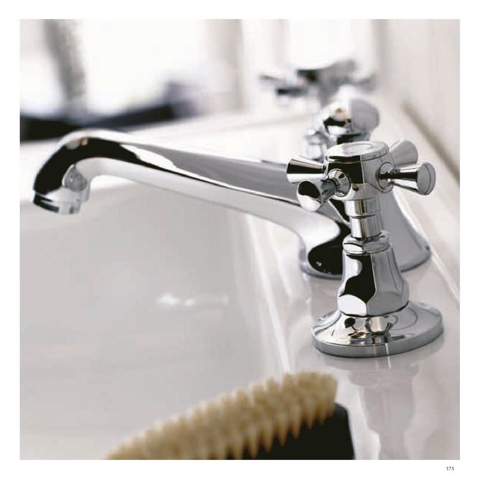 2011_Imperial_Bathrooms_International0177.jpg