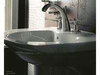 2011_Imperial_Bathrooms_International0166.jpg