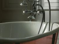 2011_Imperial_Bathrooms_International0130.jpg