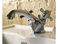 2011_Imperial_Bathrooms_International0193.jpg