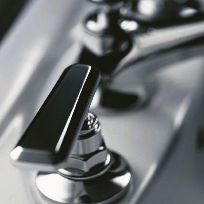 2011_Imperial_Bathrooms_International0168.jpg