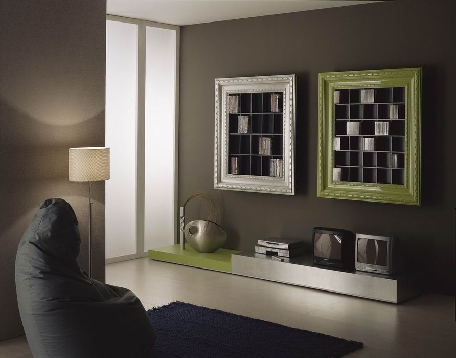 frame 120 class silver+green.jpg