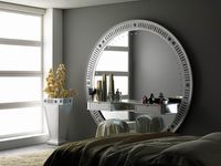 STAR GATE BIG MIRROR+VASE SILVER EYES.jpg