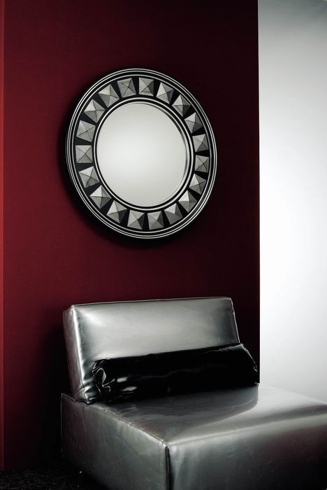 BODY ROUND MIRROR PIRAMID SILVER.jpg
