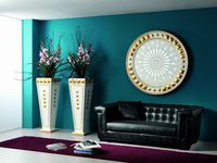 SHINING+VASES PIRAMID WHITE-GOLD.jpg