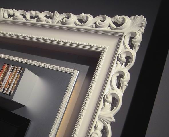 THE FRAME H.C. BAROCCO BIANCO PART.2 FRIG.jpg