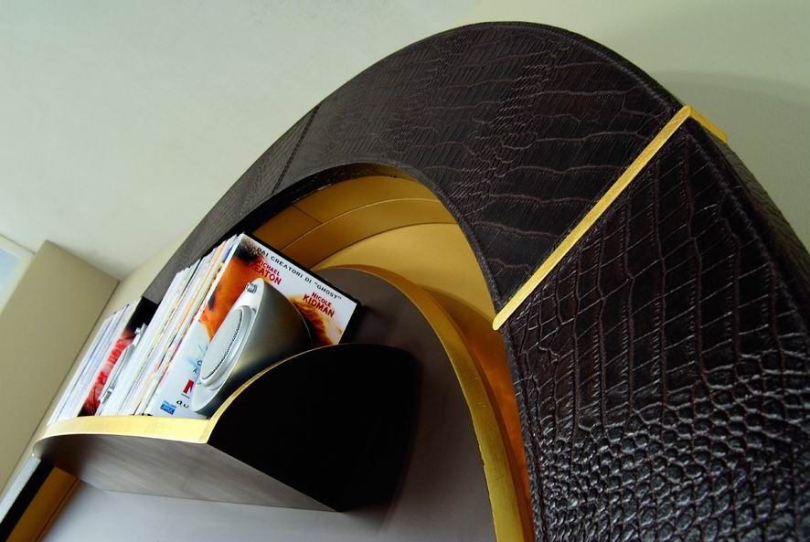STAR GATE MODERN COCCO+GOLD PARTIC.(2).jpg
