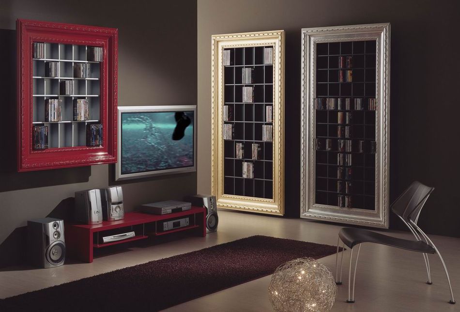frame 214+120 class.gold+silver+red.jpg