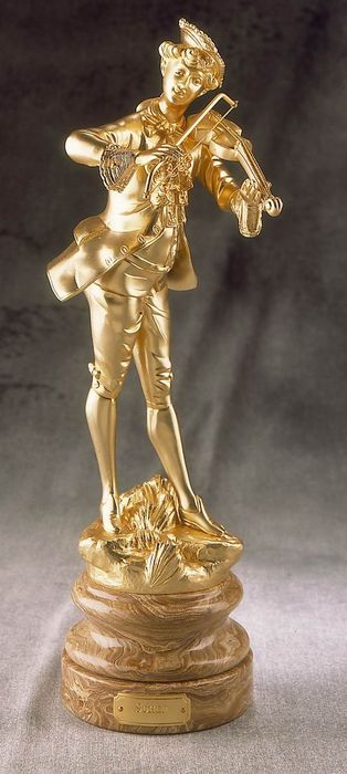 906-oro.jpg