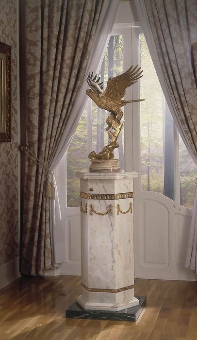 3352 PEDESTAL.jpg