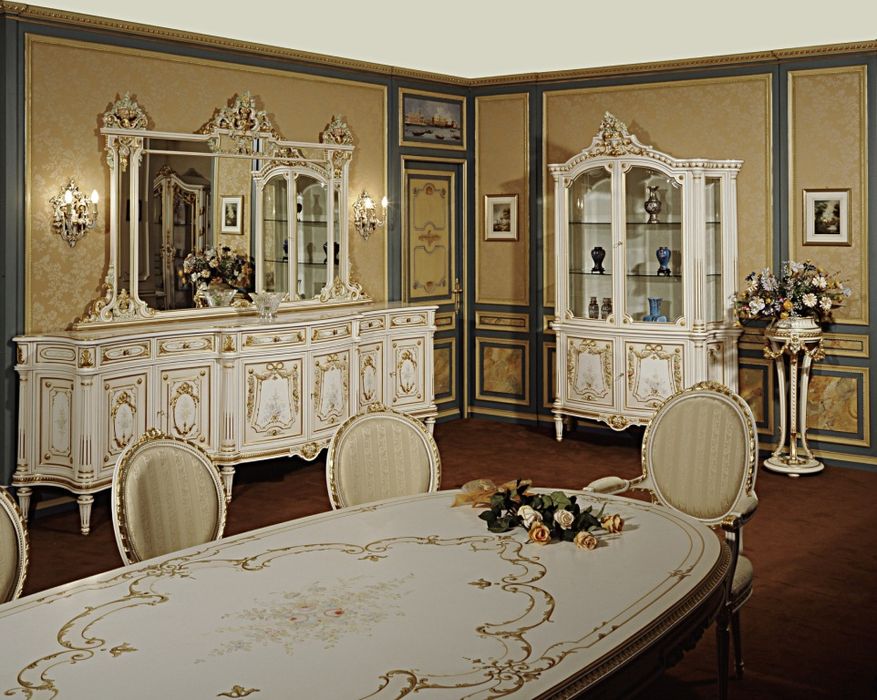 mod s200 dining room.jpg