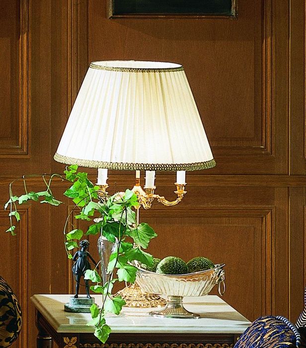 70a_detail lamp