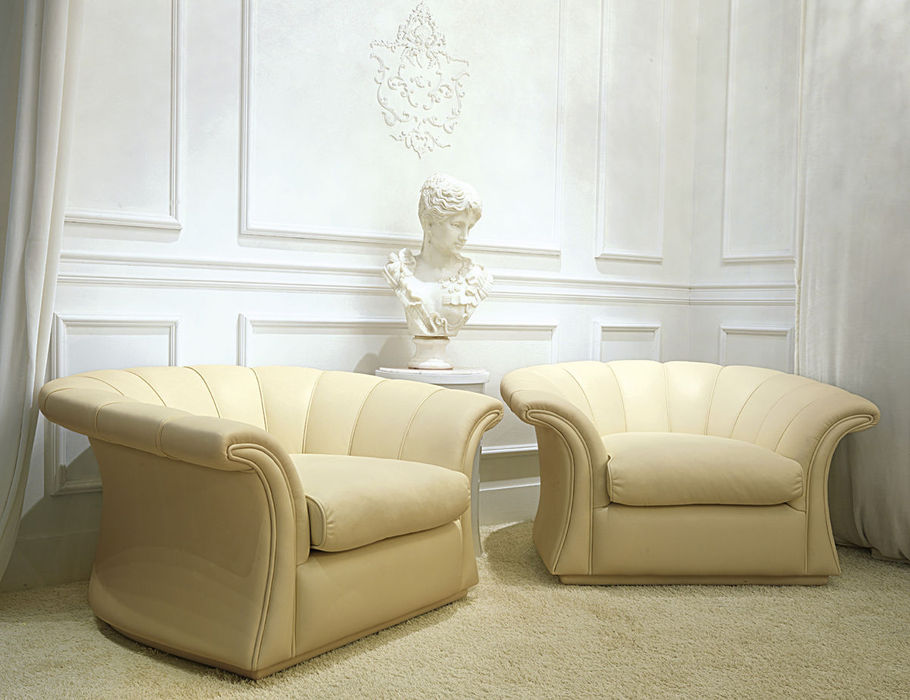 108_PERLA armchairs