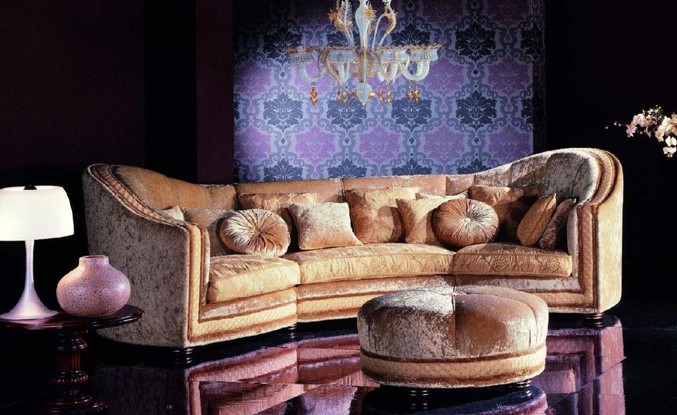 upper-class-pigoli0010