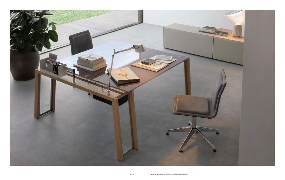 GR_Office_20120024