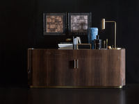 pranzo-33 WESTMINSTER SIDEBOARD & SKINNY TABLE LAMP